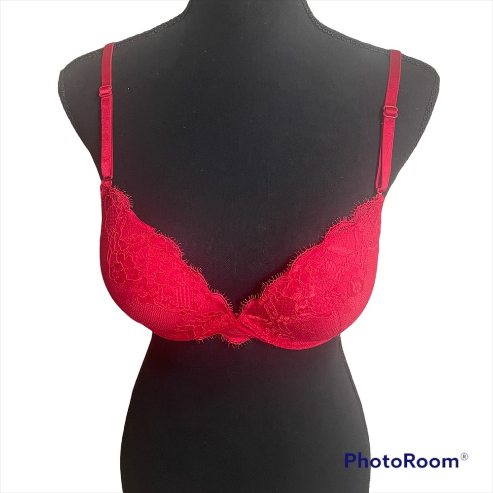 Ambrielle Bright Red Lace Plunge Push-up Bra